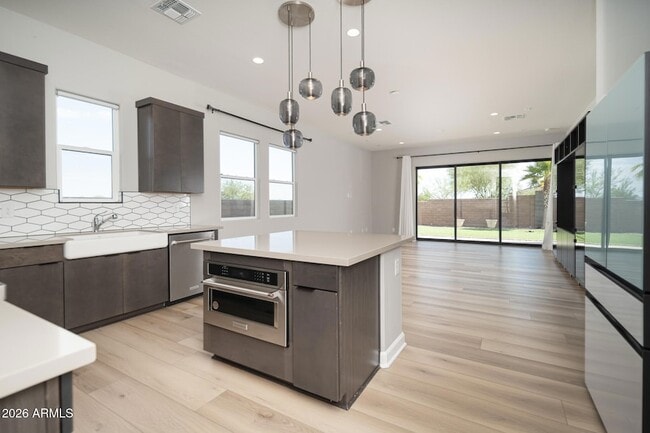 Foto del edificio - 18161 W Windmere Dr