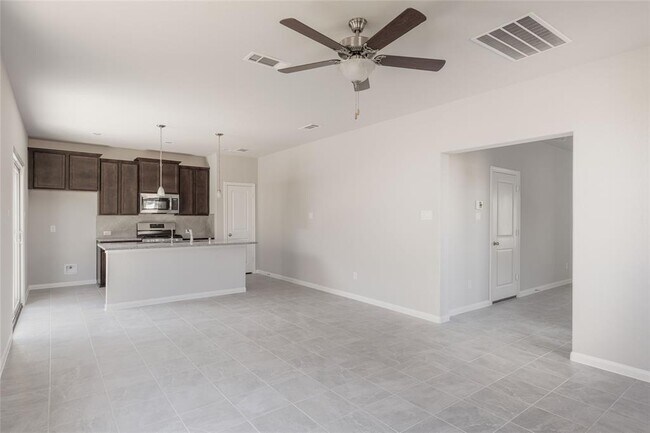Foto del edificio - 31138 Mahogany Fir Trl