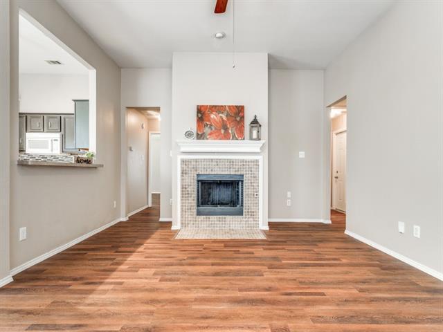 Foto del edificio - 9300 Warren Dr
