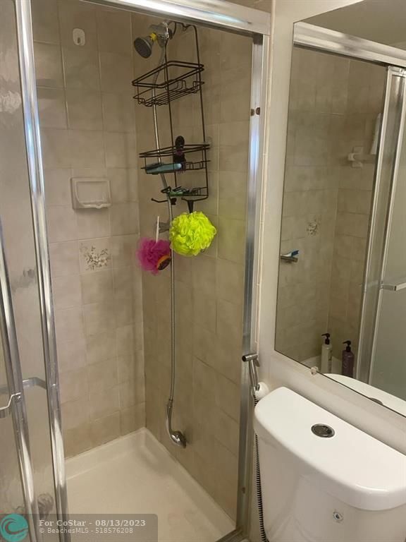 Building Photo - 826 Sky Pine Way