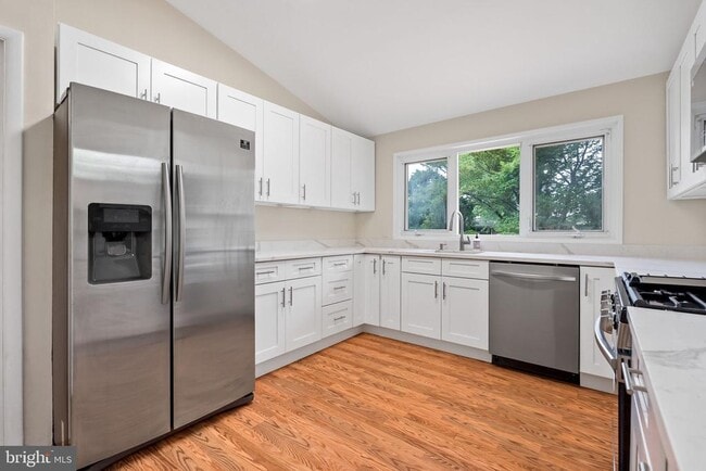 Building Photo - 1602 Woodmoor Ln