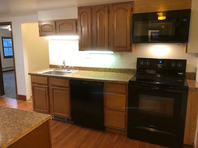 Foto principal - 312 Saint John Rd