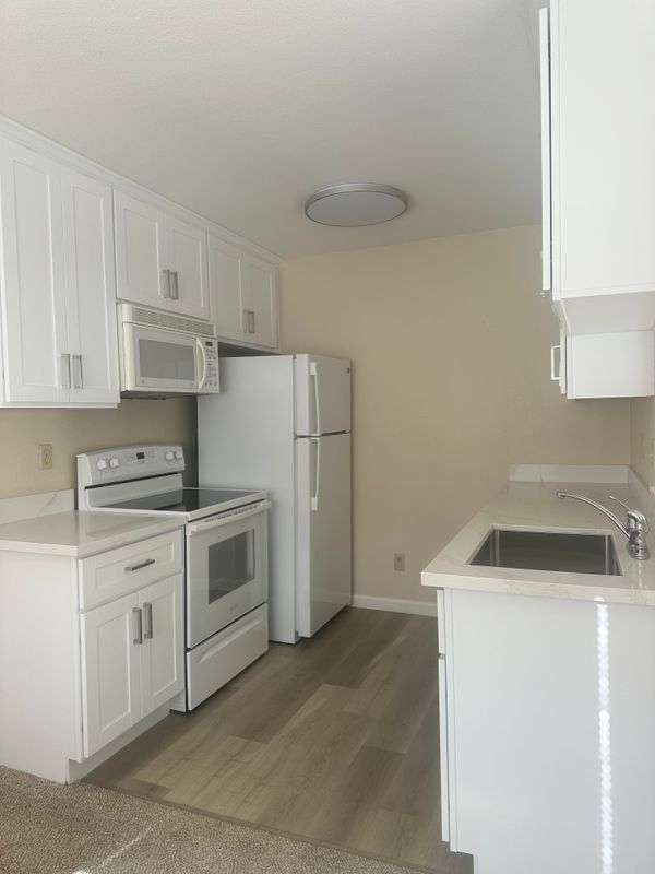 Foto del edificio - 3670 Silver Oaks Way