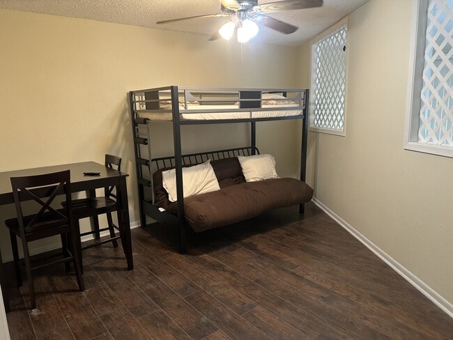 Foto del edificio - 24488 Country Clb Dr