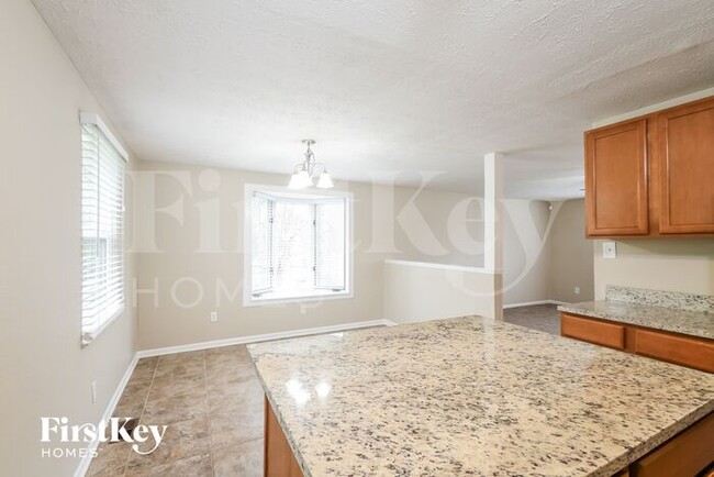 Building Photo - 639 Shady Creek Court