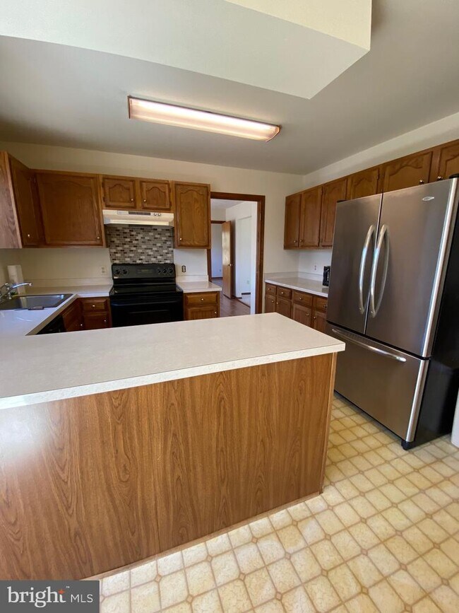 Foto del edificio - 5003 Courtneys Corner Rd