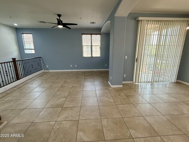 Foto del edificio - 4719 E Thunderheart Trail