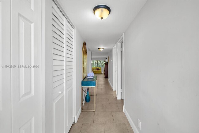 Foto del edificio - 3014 SW 21st Terrace