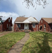Building Photo - 16687 Collingham Dr