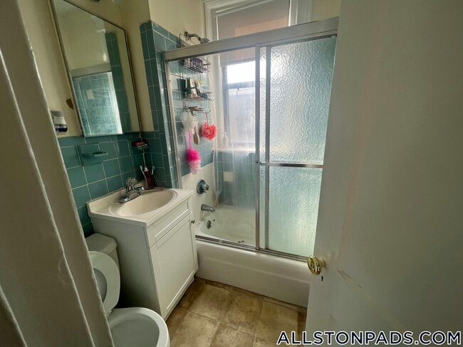 Building Photo - 1156 Commonwealth Ave