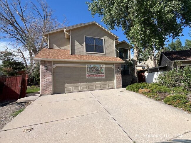 Foto del edificio - 750 Rundle Ct