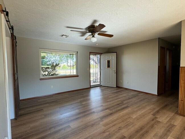 Foto del edificio - Single Family home