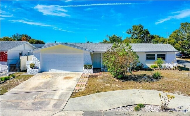 Building Photo - 11705 Meredith Ln