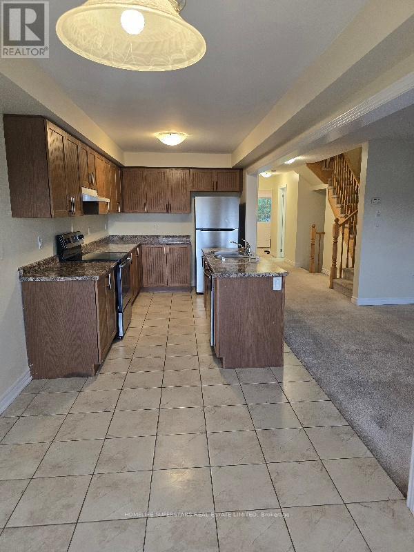 Building Photo - 570 Linden Dr