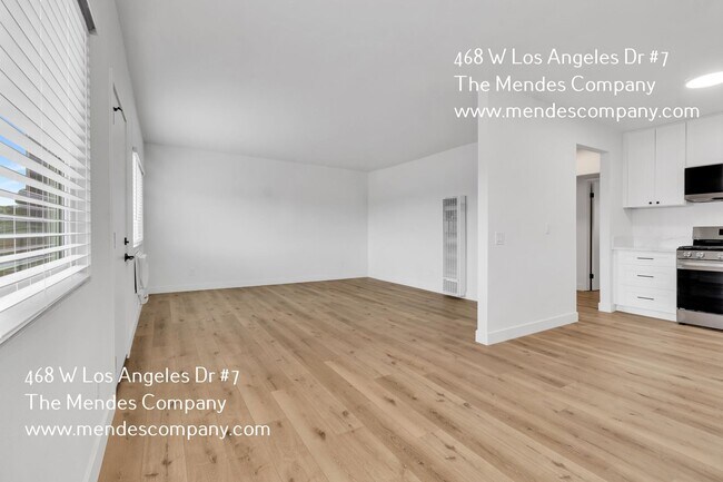 Building Photo - 468-72 W Los Angeles Dr