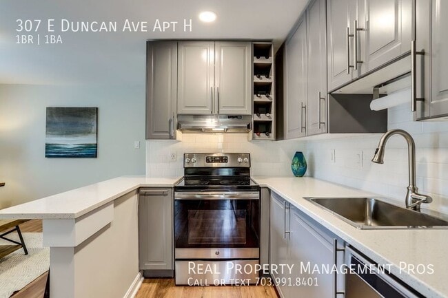 Building Photo - Great location steps from Mt. Vernon Ave!