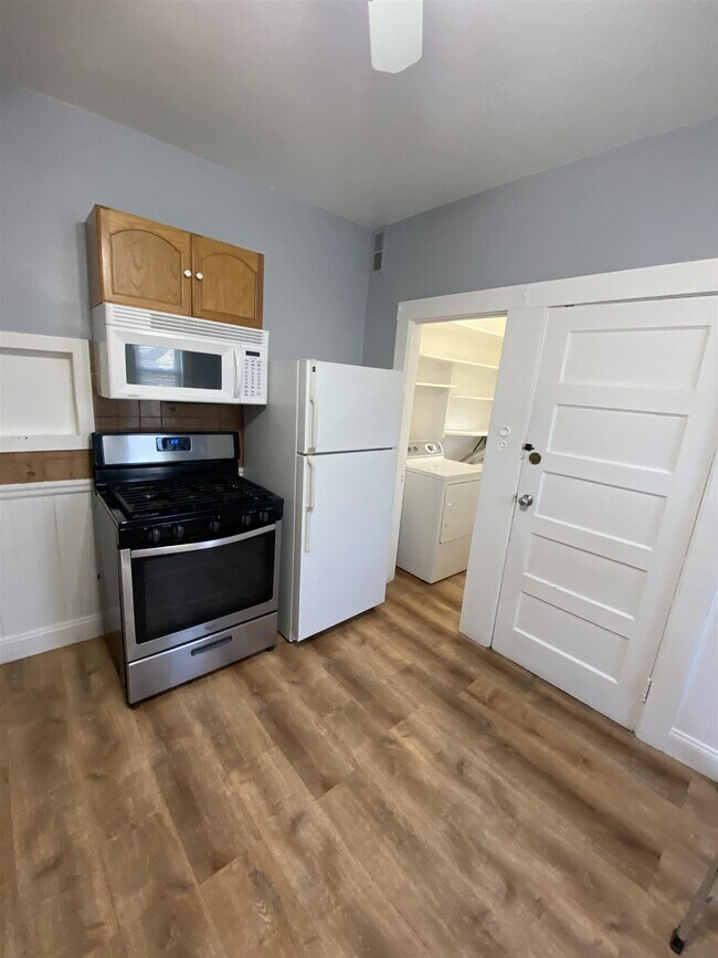 Foto del edificio - 44 Temple St