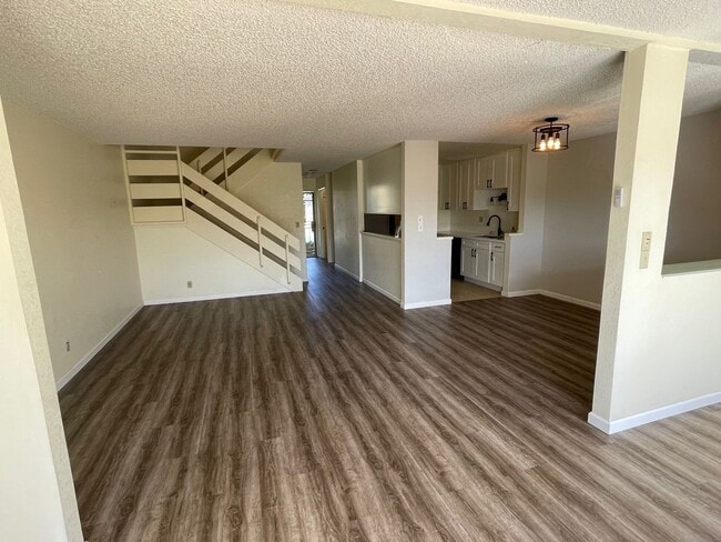 Building Photo - Spacious Mililani attached 2 story Single ...