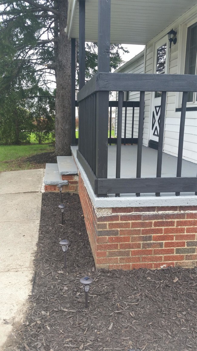 Building Photo - 4277 Brookside Blvd