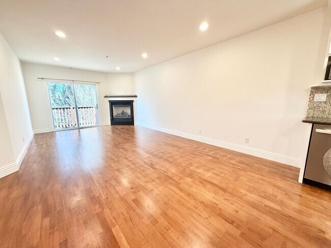 Foto del edificio - 2448-2452 Geary Blvd