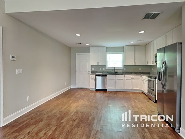 Building Photo - 2015 Jessica Dr