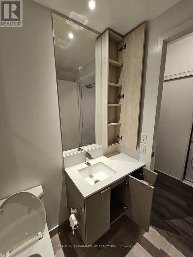 Building Photo - 3883 Quartz Rd