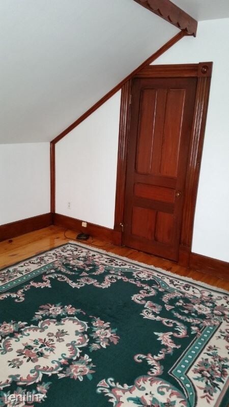 Building Photo - 2 br, 1 bath Apartment - 17 White Ct
