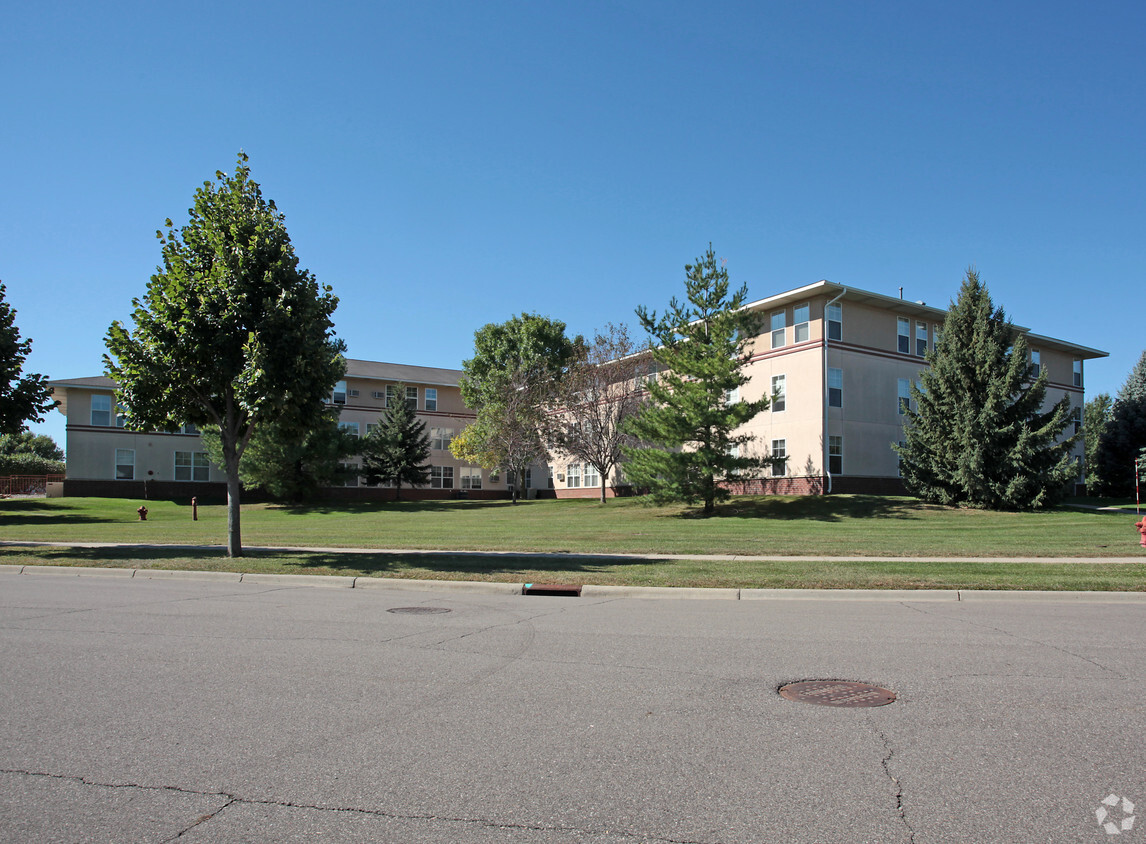 Building Photo - Orchard Square