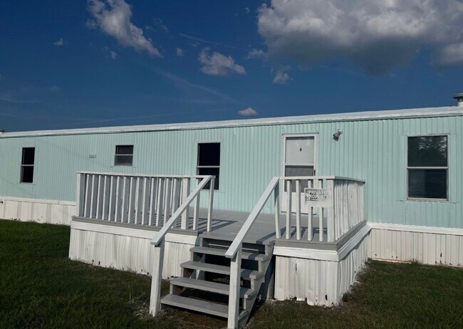 Foto del edificio - 3/2 Mobile Home Available Today in Taylor, AL