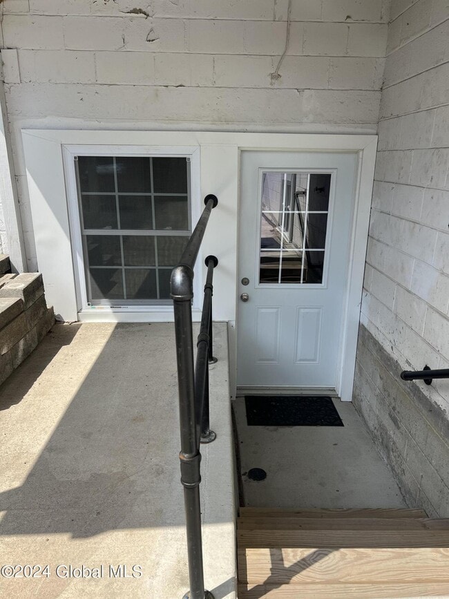 Foto del edificio - 90 N Central Ave