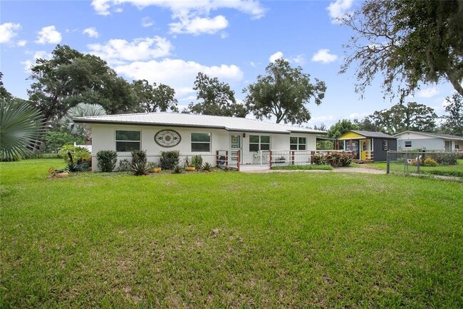Building Photo - 1377 Spring Garden Ranch Rd