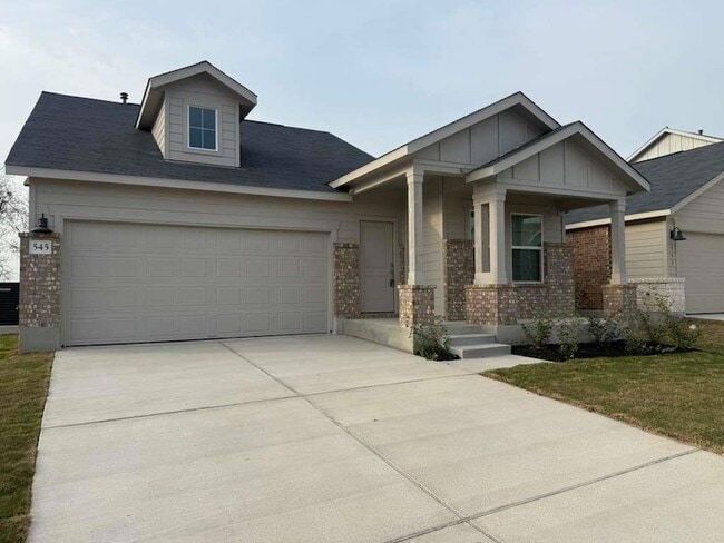 Building Photo - 545 Sormonne Lp