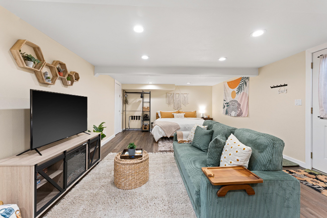 Foto del edificio - 1234 NE valley view Ln