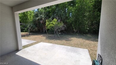 Building Photo - 3208 SW 17th Pl