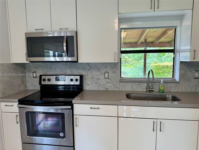 Photo - 12705 SW 66th St House