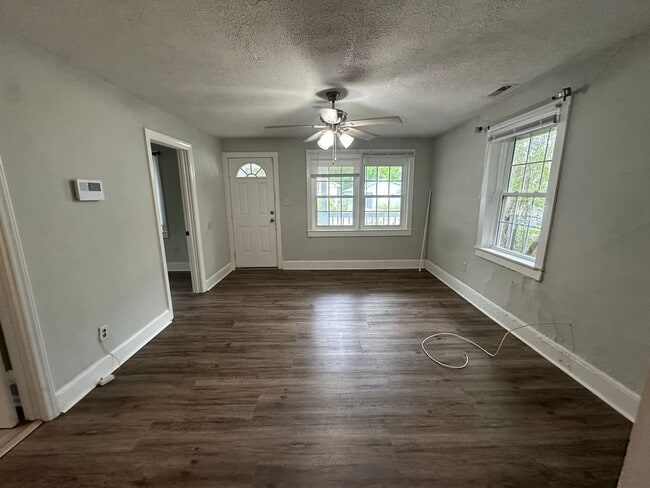 Foto del edificio - 612 N 8th St