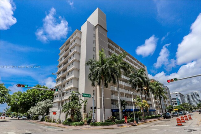Foto del edificio - 1300 Lincoln Rd