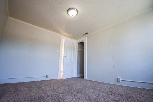 Foto del edificio - 3716 SE 14th Ave