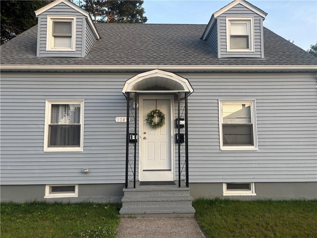 Primary Photo - 1049 Central Ave