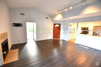 Building Photo - 3646 Avocado Village Ct