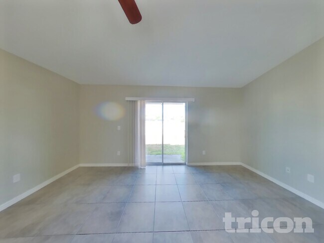 Foto del edificio - 10410 Fairy Moss Ln