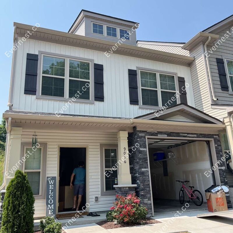 Foto principal - 9016 Brixworth Ct