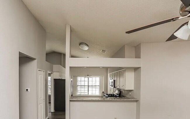Foto del edificio - 117 Wildwood Dr