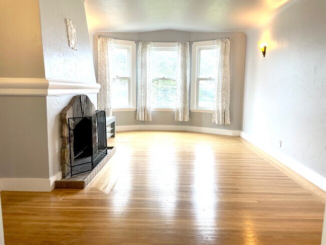Sala de estar - 1279 25th Ave