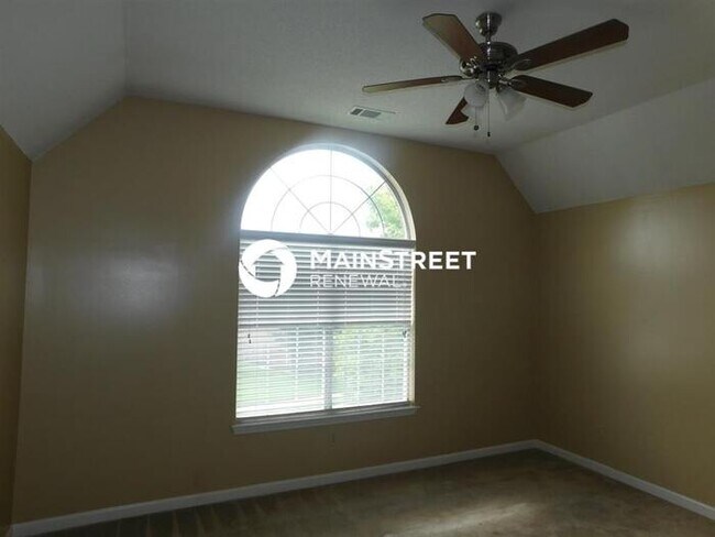 Foto del edificio - 3 Bedroom Pet-Friendly Home in Cordova, TN with Main Street Renewal