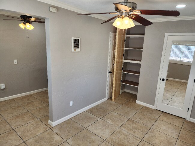 Foto del edificio - 721 S Pine St