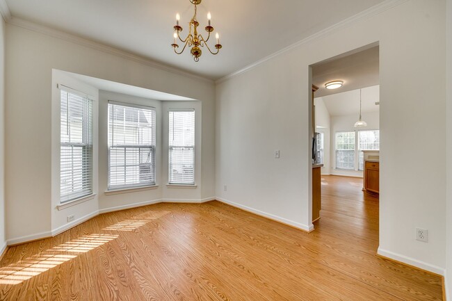 Building Photo - Beautiful 3 bedroom 2.5 bath home in Williams Glenn Community in Charlotte with Primary on the main.