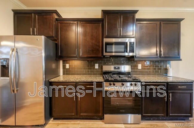 Foto del edificio - 5876 Blevins Cir