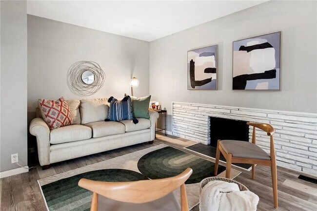 Foto del edificio - 1210 S 10th St