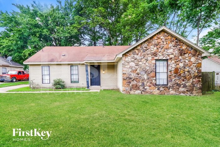 Primary Photo - 3577 Old Brownsville Rd